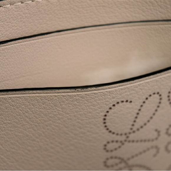 Loewe Anagram Plain Card Holder Classic Calfskin Leather business beige - Picture 7 of 9